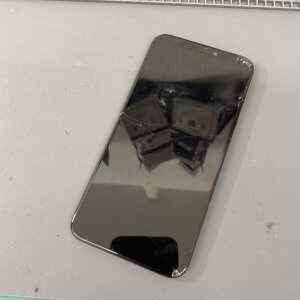 iPhoneXS パネル交換