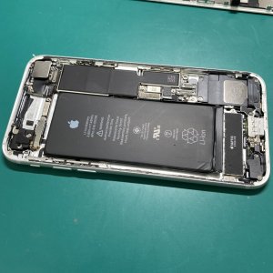 iPhone7 バッテリー交換