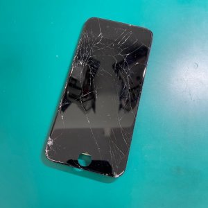 iPhoneSE2 フロントパネル交換