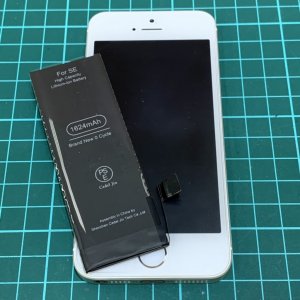 iPhoneSE バッテリー交換