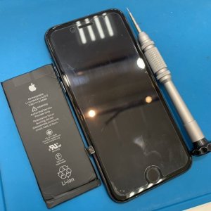 iPhoneSE2バッテリー交換修理