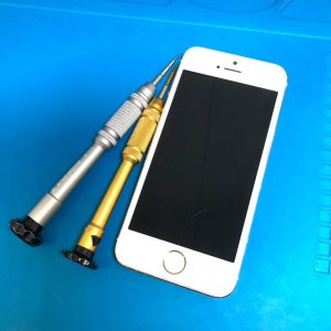 iPhone5 液晶交換