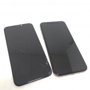 iPhoneXS 液晶交換
