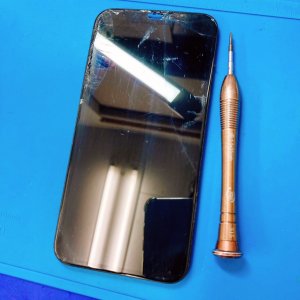iPhone11 液晶交換