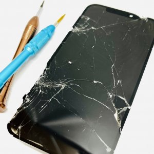 iPhone12pro 液晶交換修理