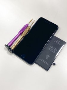 iPhone8　バッテリー交換