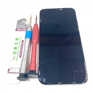 iPhoneX 液晶交換 画面バキバキ 液晶漏れ タッチ効かない 修理お任せください!