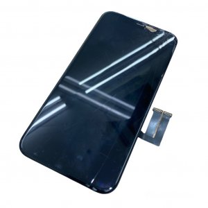 iPhone11 ガラス割れ 即日修理!30分で綺麗な画面に戻ります!