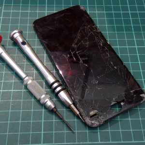 iPhone7 フロントパネル交換