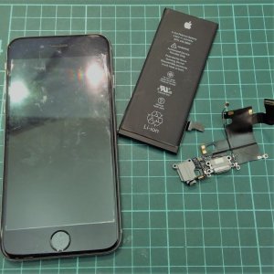 iPhone6 ドッグコネクタ交換　”iPhoneの充電ができない”
