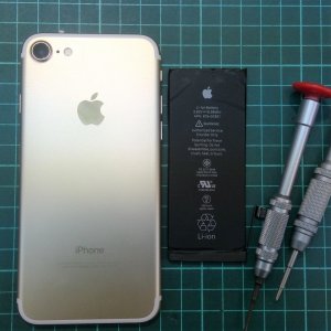 iPhone7 バッテリー交換