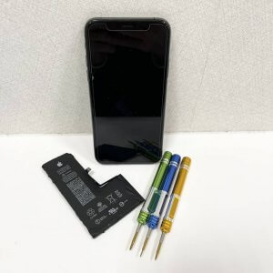 iPhoneXS バッテリー交換修理
