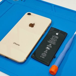 iPhone8 バッテリー交換修理