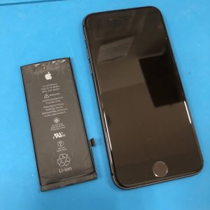 iPhone8 バッテリー交換修理