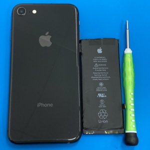 iPhone8バッテリー交換修理