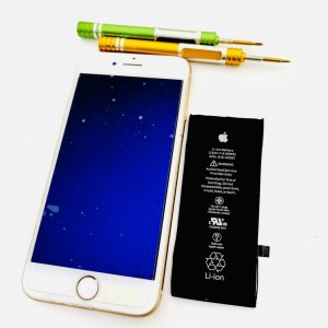 iPhone8バッテリー交換修理
