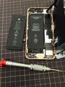 iPhone8 バッテリー交換