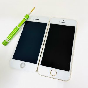 iPhoneSE 液晶交換修理