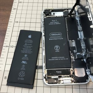 iPhone7 バッテリー交換