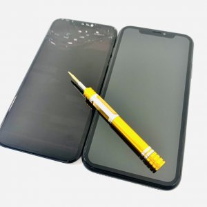 iPhoneXR 液晶交換修理