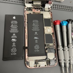 iPhone6S バッテリー交換