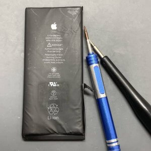 iPhone8plus 電源が落ちる バッテリー交換