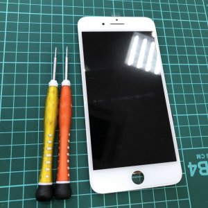 iPhone8Puls 液晶交換