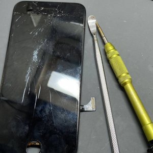 iPhone7 フロントパネル交換 画面交換 画面割れ