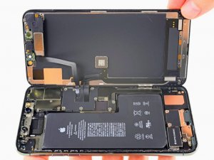iPhone11Pro ライトニング交換