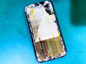 iPhone11 液晶交換