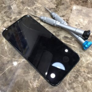 iPhone11Pro 液晶交換