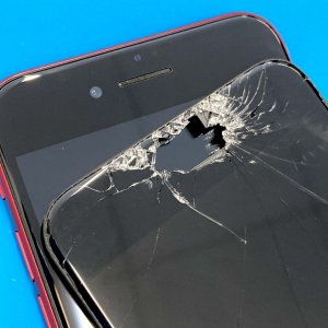 iPhoneSE2パネル交換修理