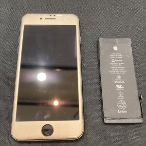 iPhone 8 バッテリー交換修理