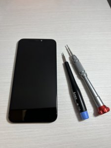 iPhone11 落とした時にパネルが割れすぐに修理したい…→即日修理‼電話やメールでのご予約も承っております‼