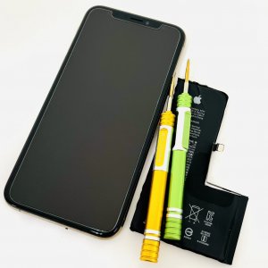 iPhoneXS バッテリー交換修理