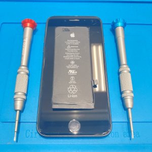 iPhone8 バッテリー交換修理