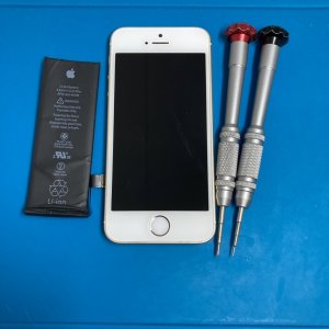 iPhoneSEバッテリー交換