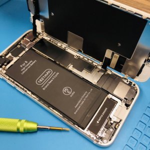 iPhone8 バッテリー交換修理