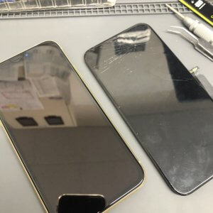 iPhoneXR パネル交換