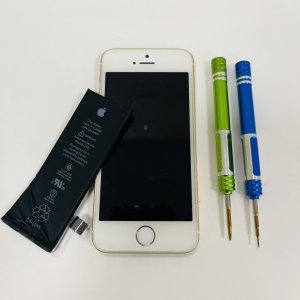 iPhoneSE バッテリー交換修理