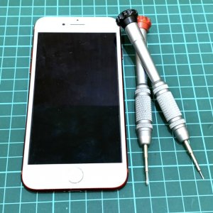 iPhone7 フロントパネル交換