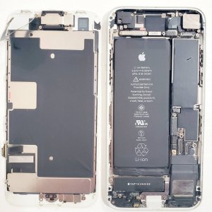 iPhone8 水没修理