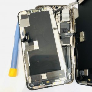 iPhoneXS 液晶交換修理