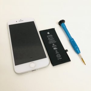 iPhone8バッテリー交換修理