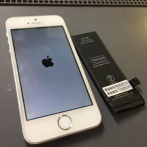 iPhone5SE バッテリー交換