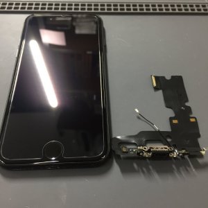 iPhone7 ライトニング交換