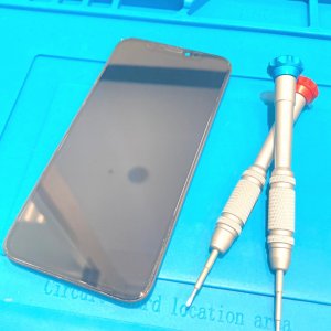 iPhone XS 液晶交換修理