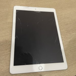 iPad 第6世代 パネル交換