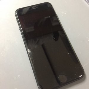 iPhone8 フロントパネル交換