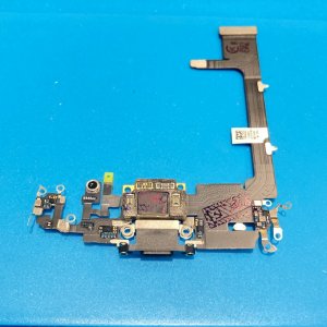 iPhone11 ライトニング交換修理